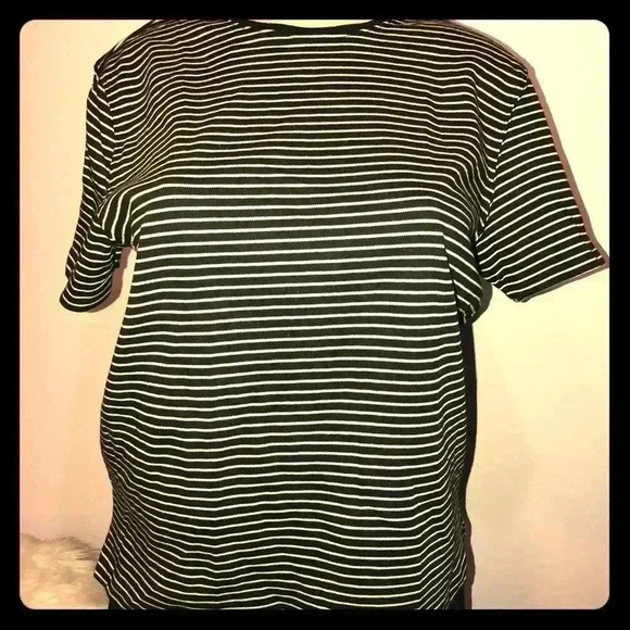Karen Scott Women’s Black & White Stripe T-Shirt - Picture 1 of 6